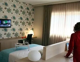 Ferrohotel Módica 4*,  Italia